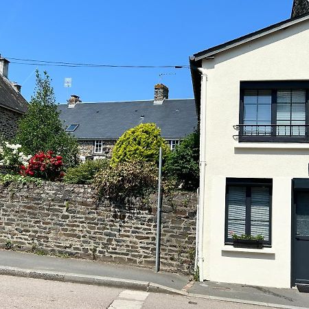 La Petite Maison Pont-d'Ouilly Exteriér fotografie